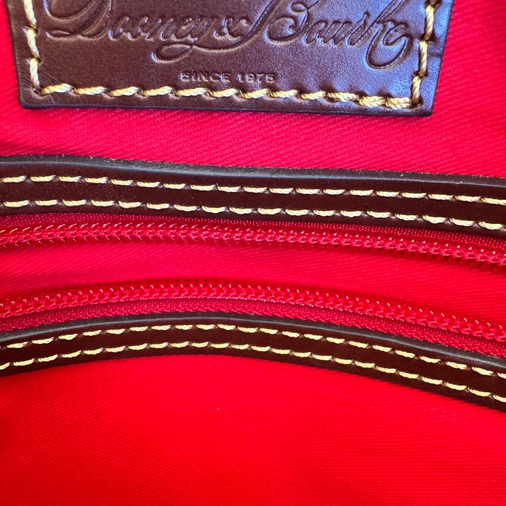 Dooney & Bourke tote - Picture 6 of 13